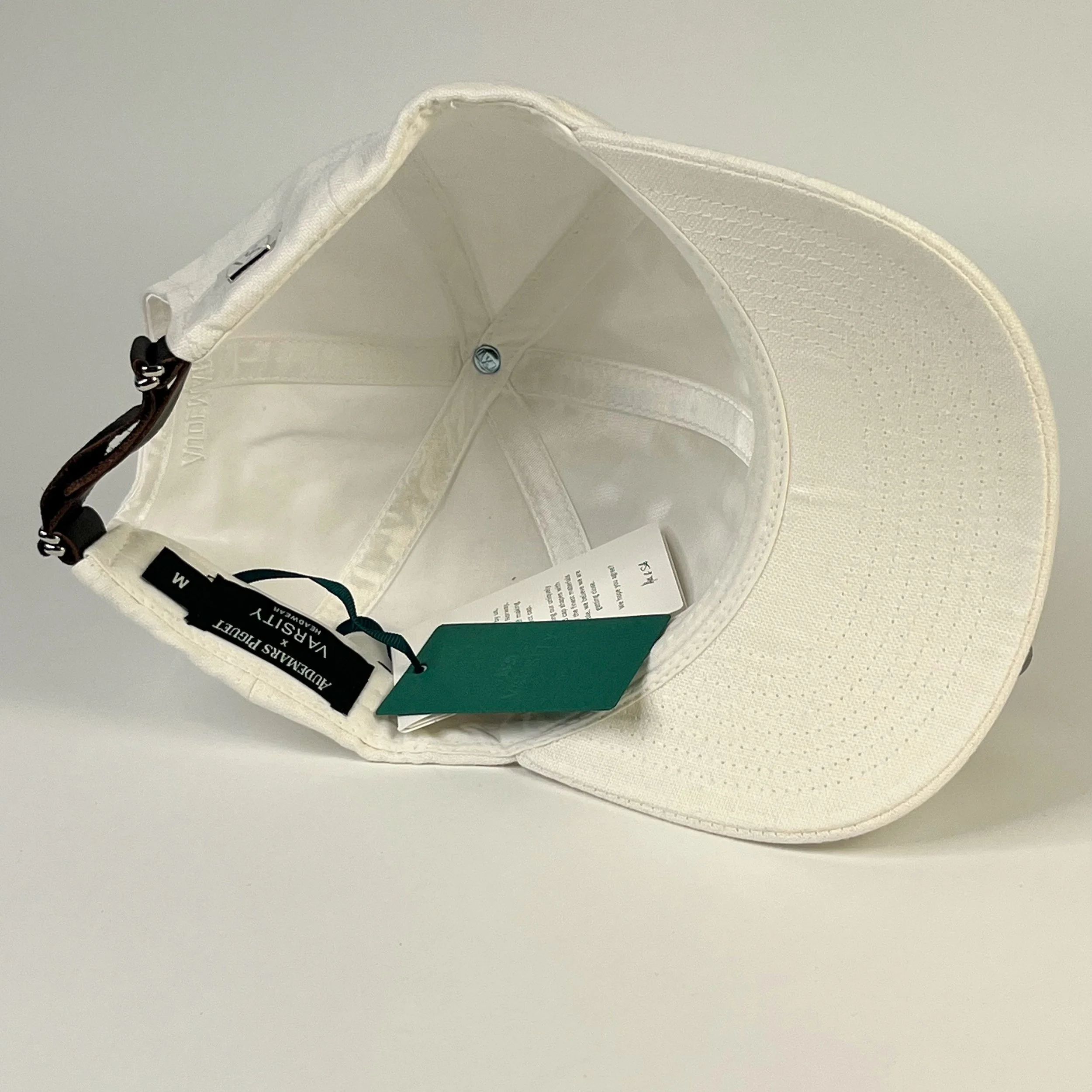 Audemars Piguet x TaylorMade White Performance Golf Cap – One Size